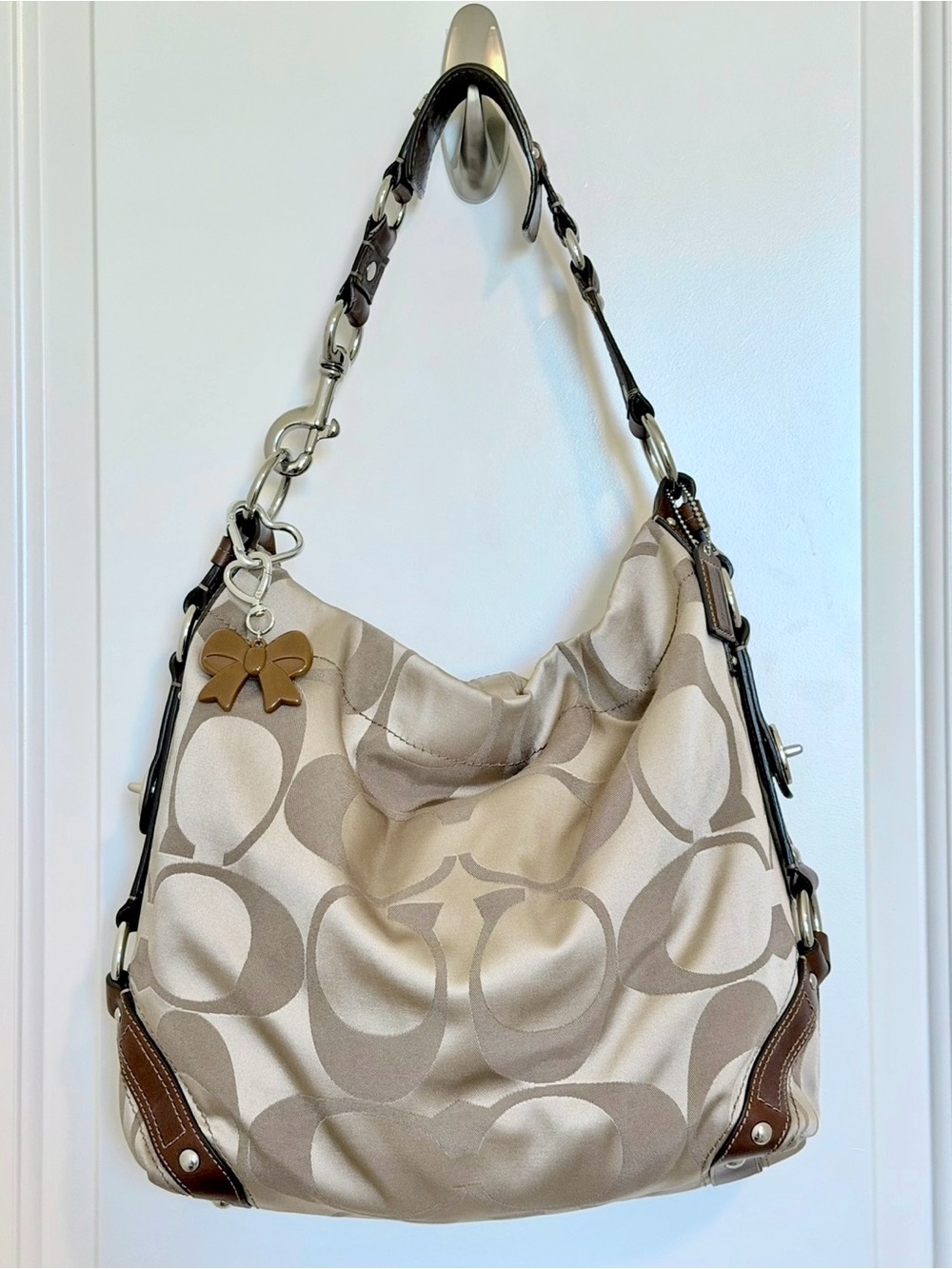 ✨ Vintage Coach Y2K Signature Sateen Carly Bag ✨ (Charm not included)